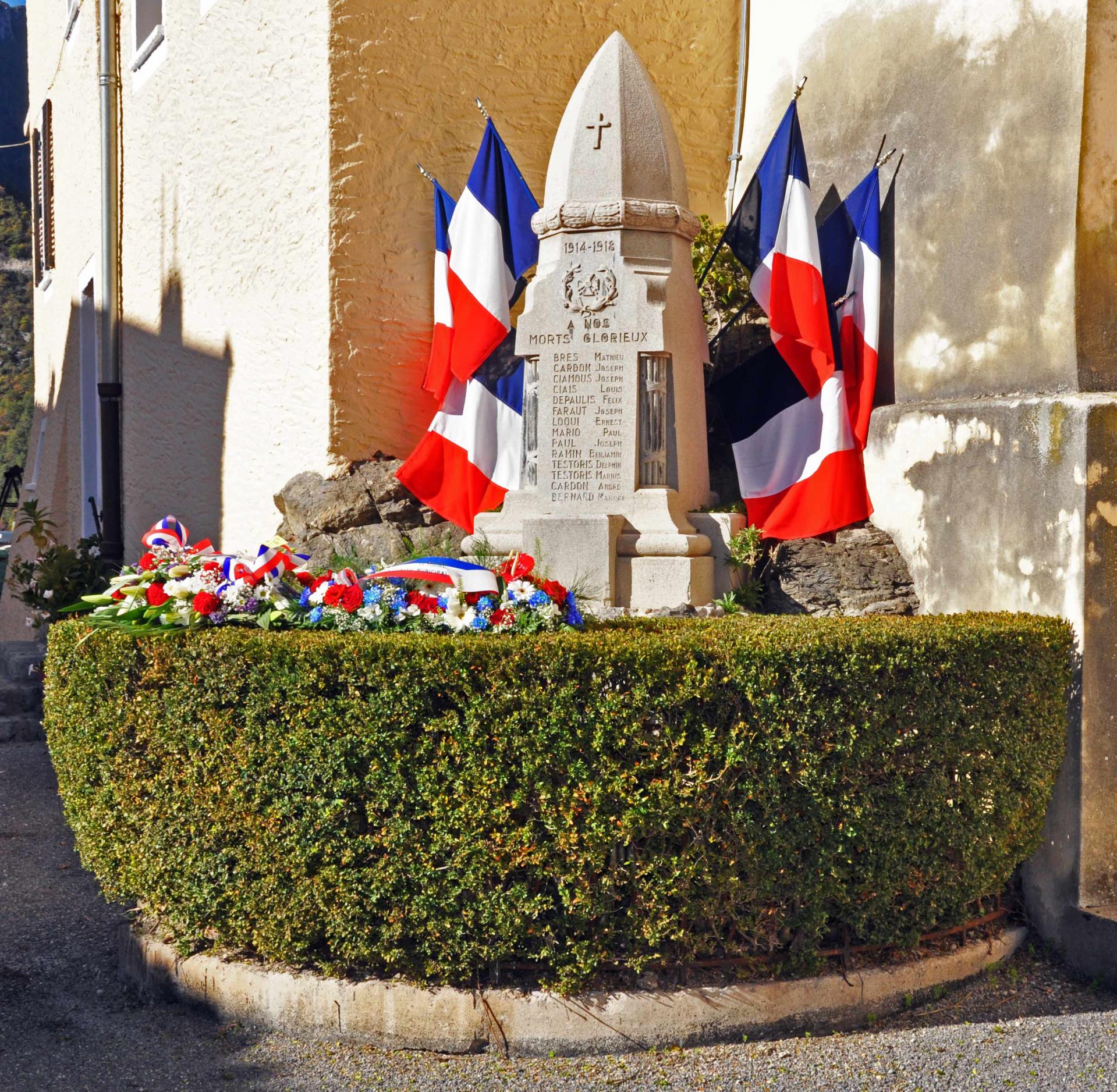 Monument aux morts 1