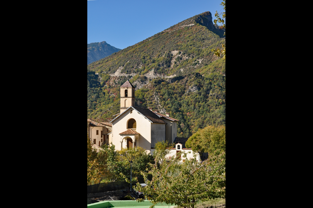 L'église  -  Mont COUCOULUCHE (1060m)