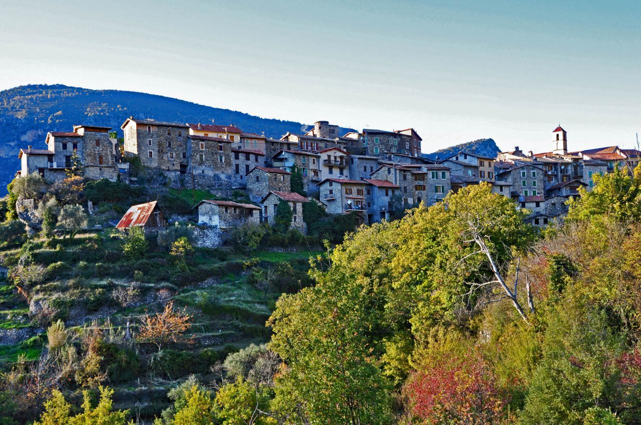 Le village vu de la chapelle Saint-Roch