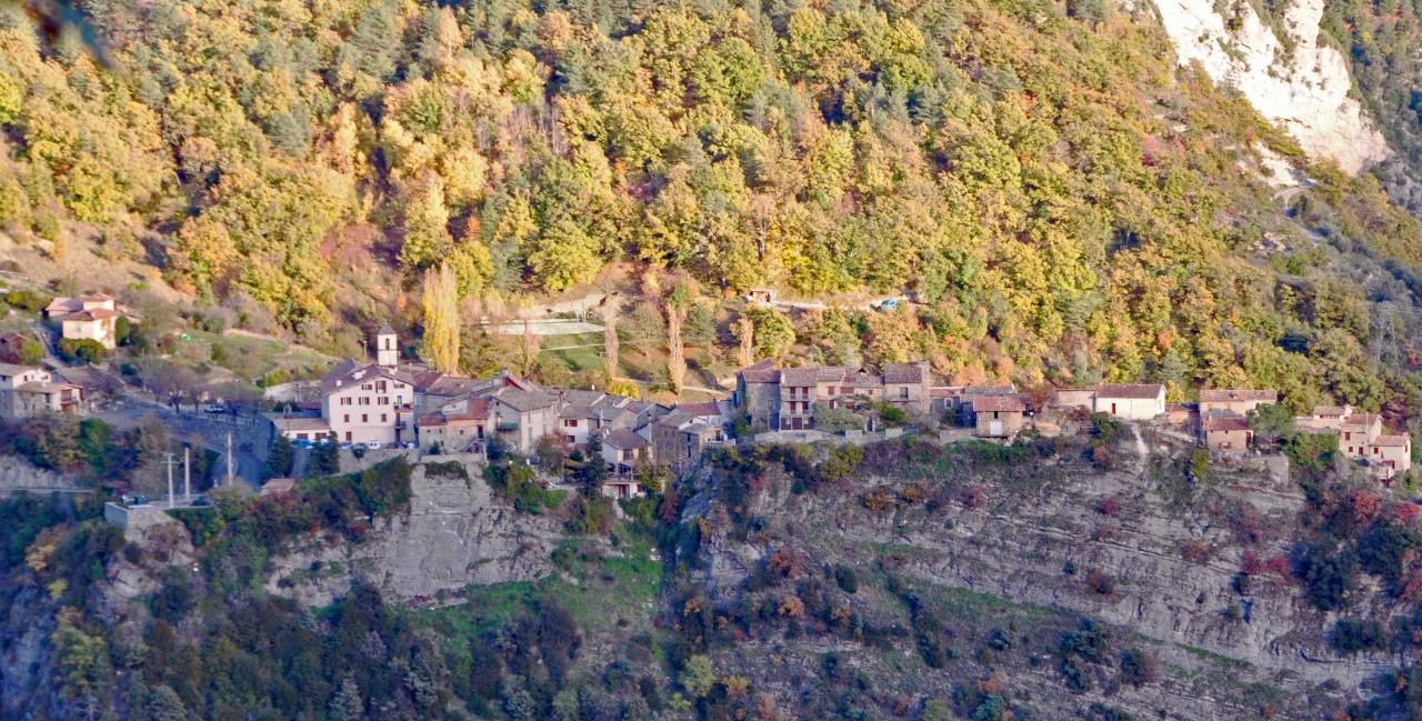 Marie vue de la route d'Ilonse