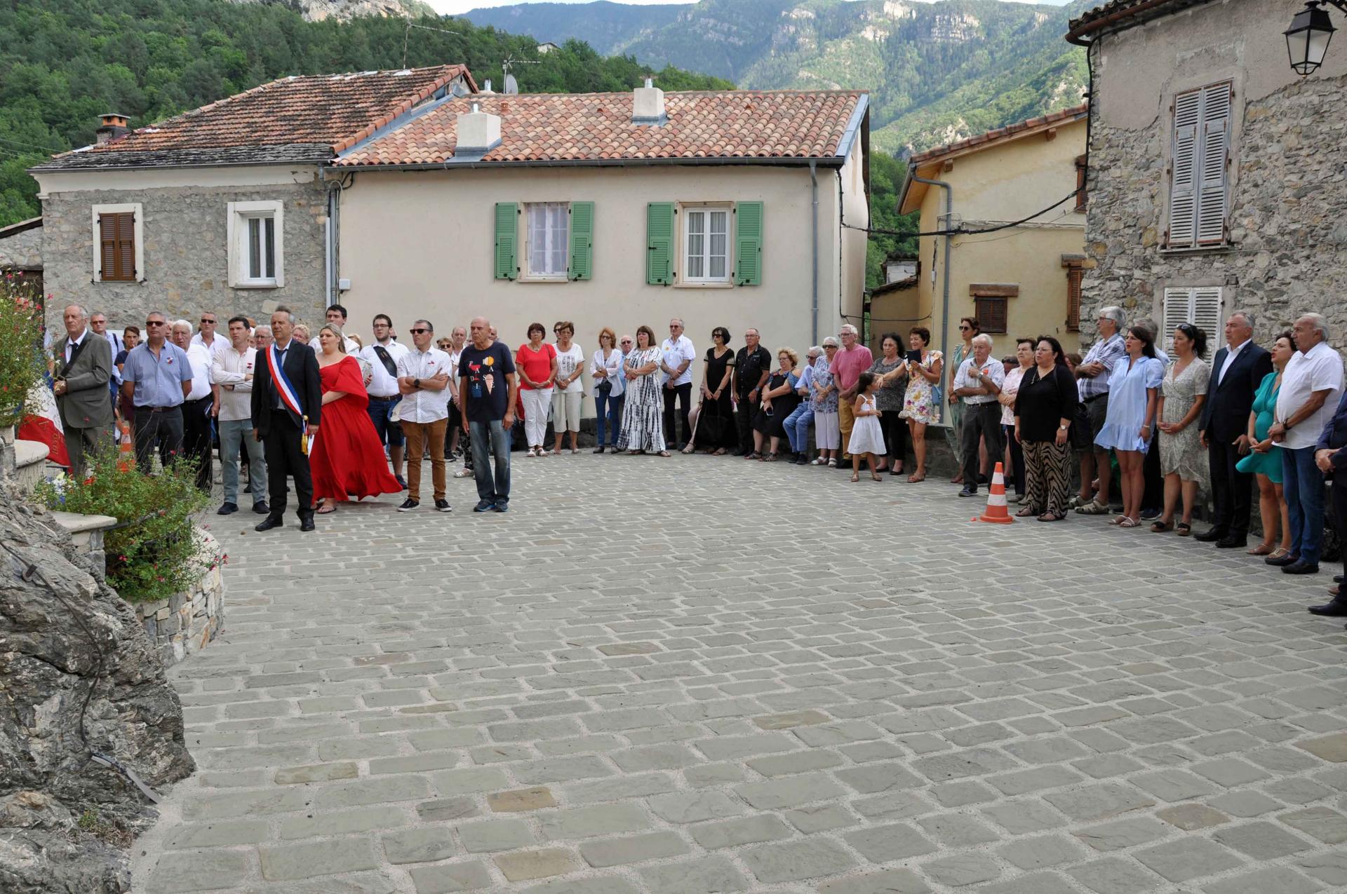 22 08 28 fete patronale monument